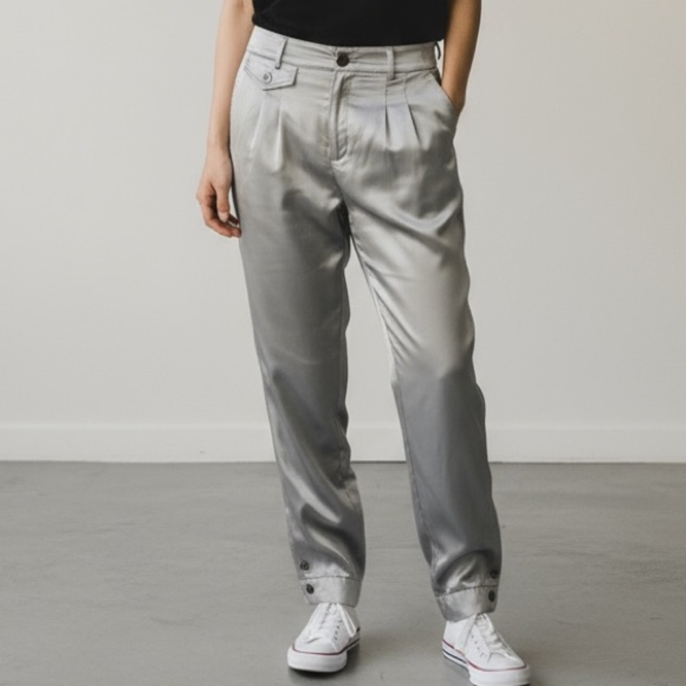 Newport News Y2K Silver Satin-ish Cropped Pants Sz 4 Metallic Tapered Cuffed Hem